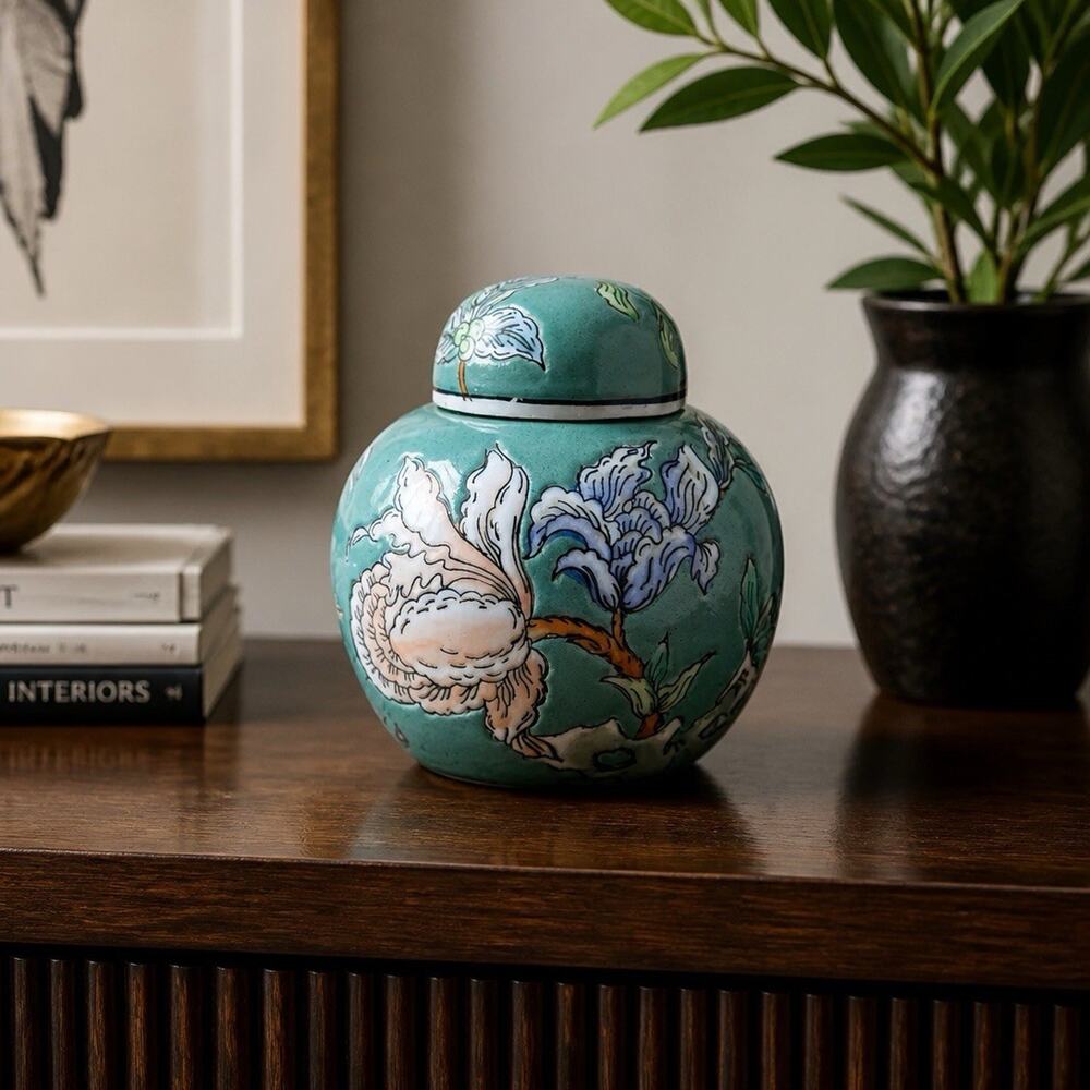 Vintage Chinese PCP Porcelain Hand Painted Ginger Jar Made In Macau